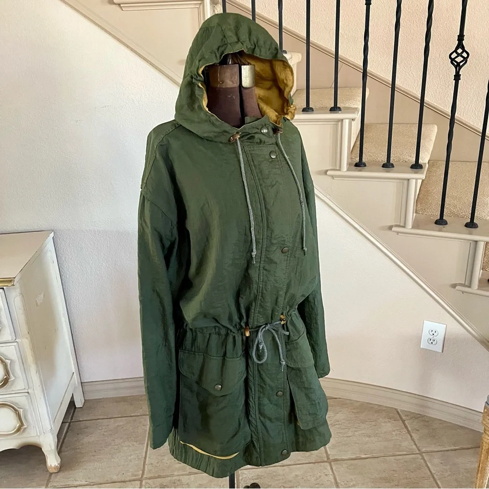 Eddie Bauer Utility Jacket Women's M Olive Green Hoodie WeatherEdge Coat Vintage
